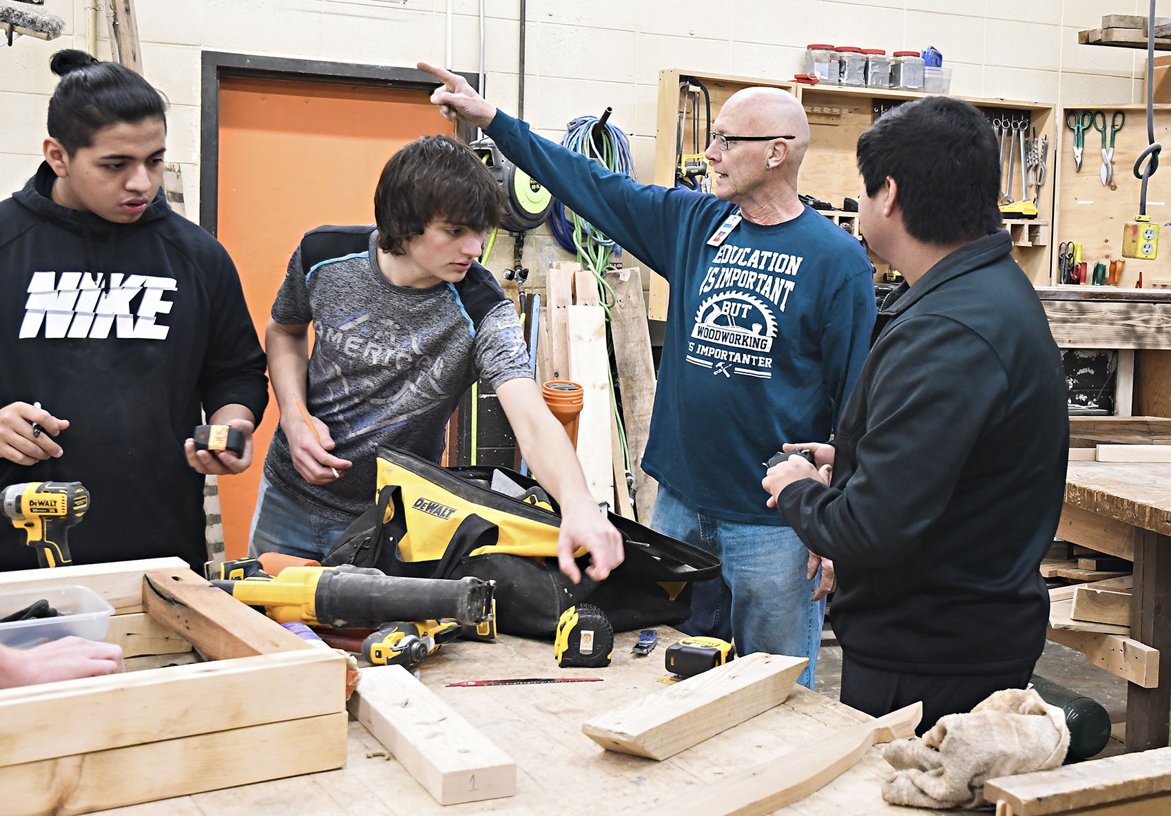 Doornenbal, students pack up for trip